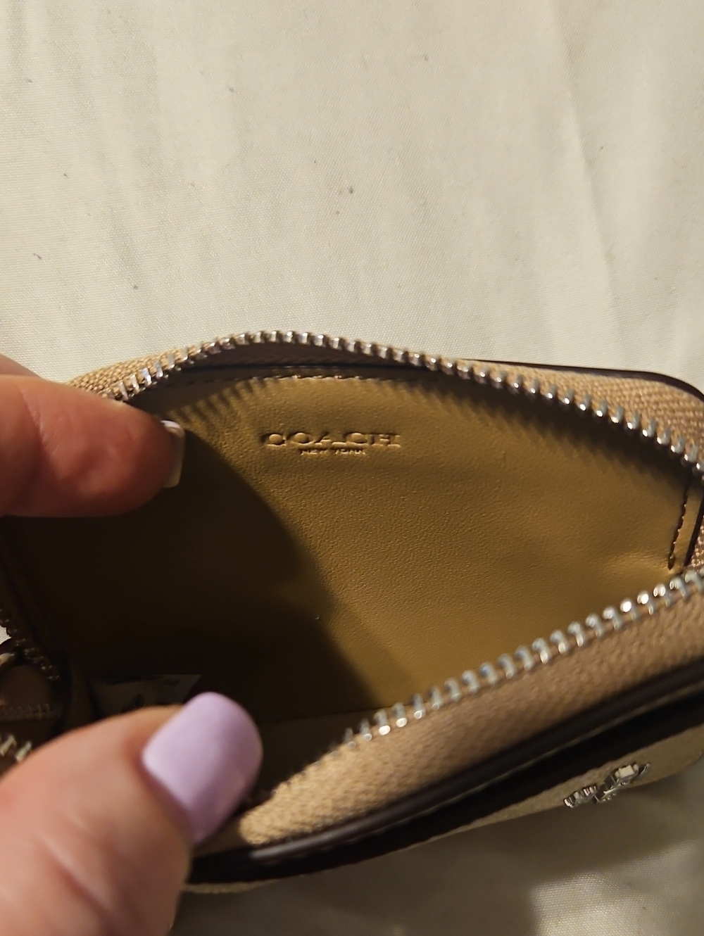 Coach Zip Card Case In Signature Canvas - Picture 4 of 4